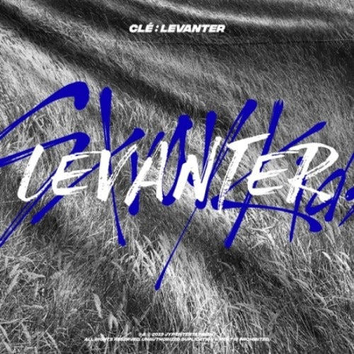 🚗STRAY KIDS - [CLÉ : LEVANTER](CLÉ ver./LEVANTER ver.) random