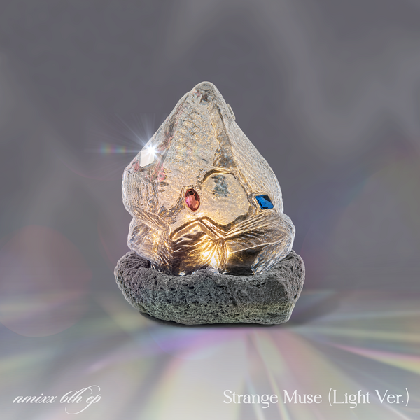 ⏰NMIXX - 6th Mini Album[Strange Muse] (Light Ver.)