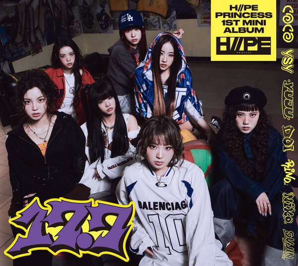 H//PE Princess - Japan 1st Mini Album [17.7] (Limited B)